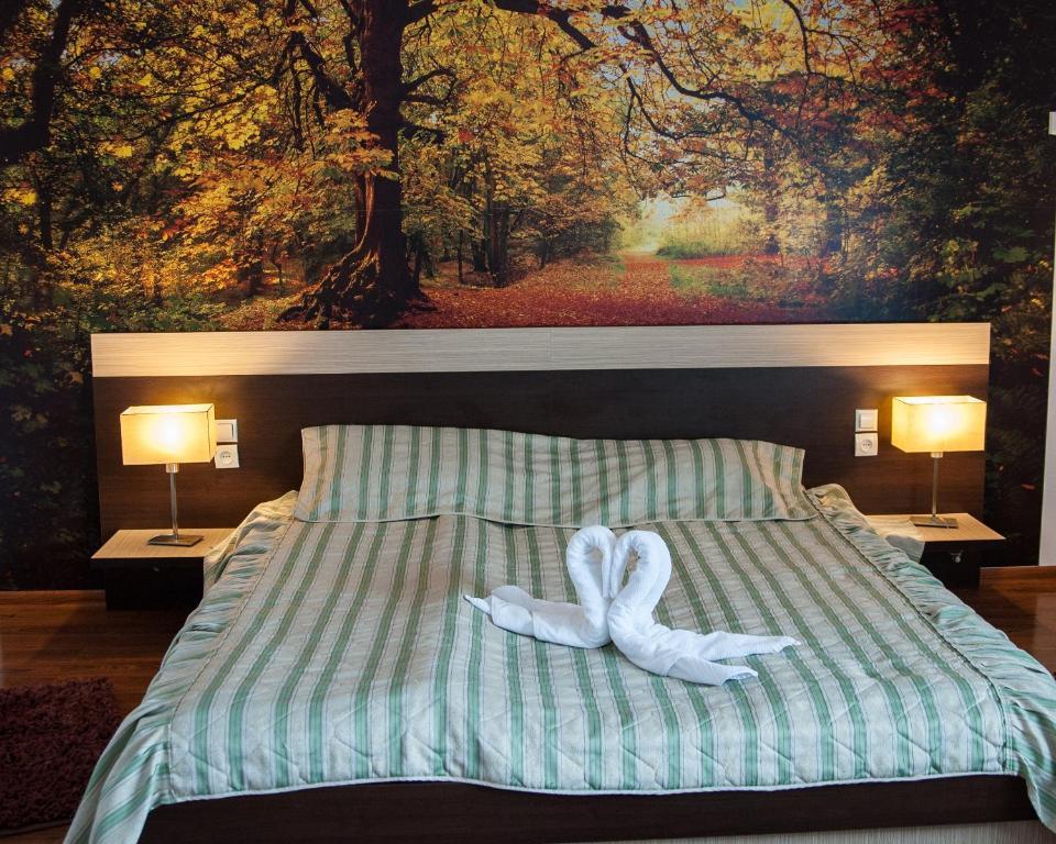 Hotel Magura Verde Бакэу Экстерьер фото